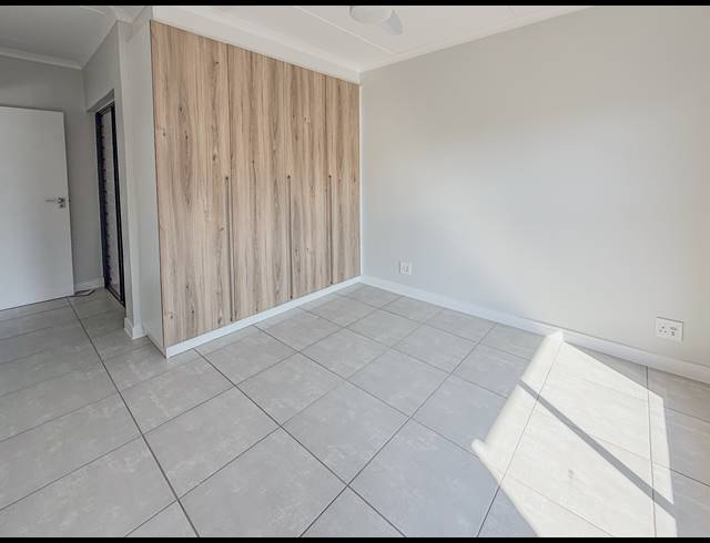 3 BEDROOM APARTMENT TO LET IN BALLITO CENTRAL